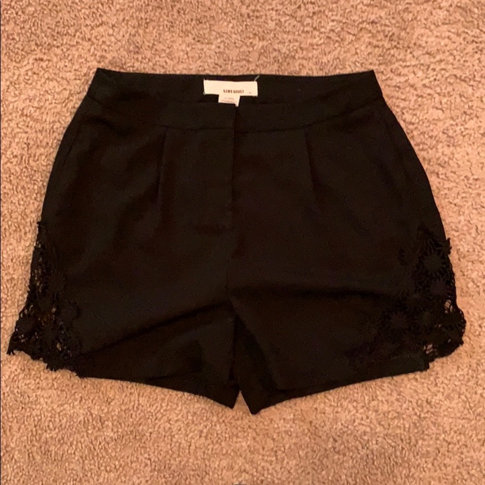 High waisted souci shorts with lace side